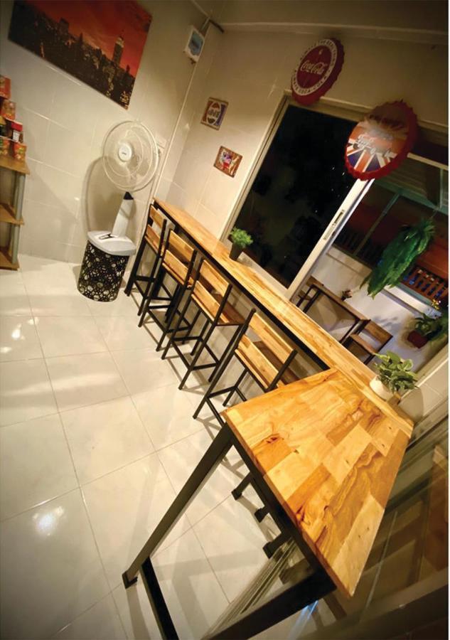 Gogoal Latkrabang Apartment Банкок Екстериор снимка